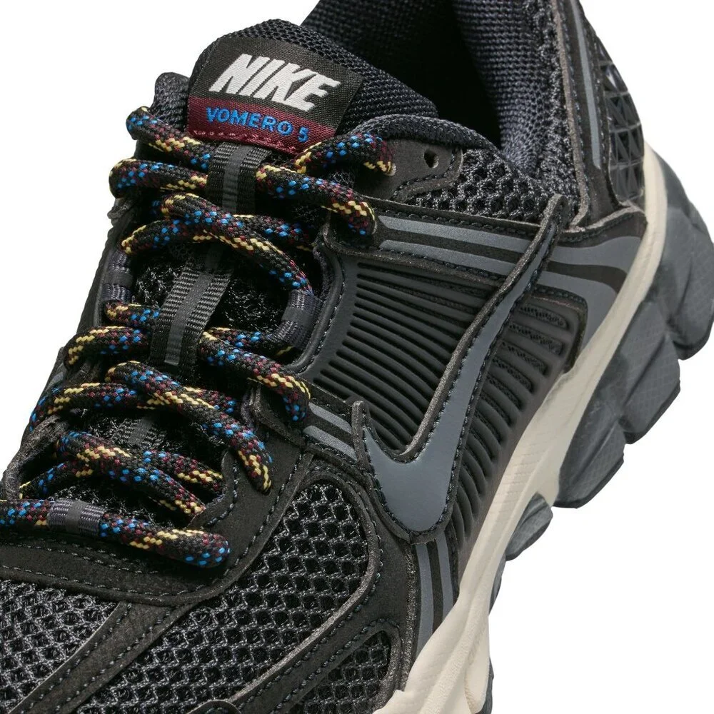 Nike Vomero 5 EE Grade-School IB5853-001 Black/Anthracite-soft Pearl 4Y & 5Y NEW